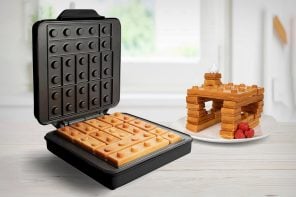 LEGO-inspired waffle maker lets you create brick-shaped stackable waffle art!