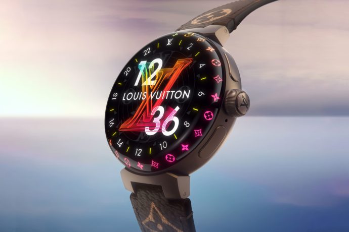 The Louis Vuitton ‘Tambour Horizon Light Up’ is a stunning luxury smartwatch with a glowing bezel