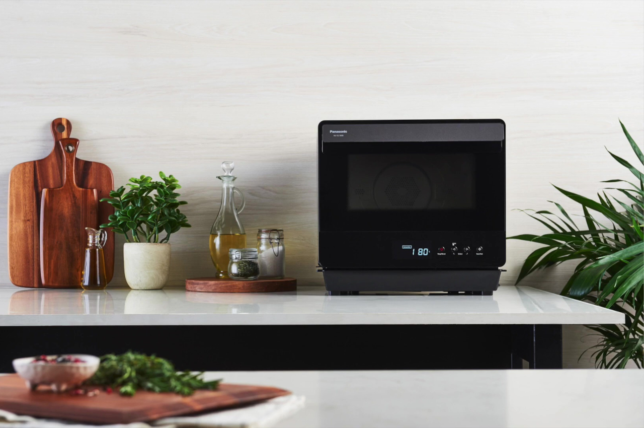 Panasonic HomeChef 4-in-1 Microwave Oven Review