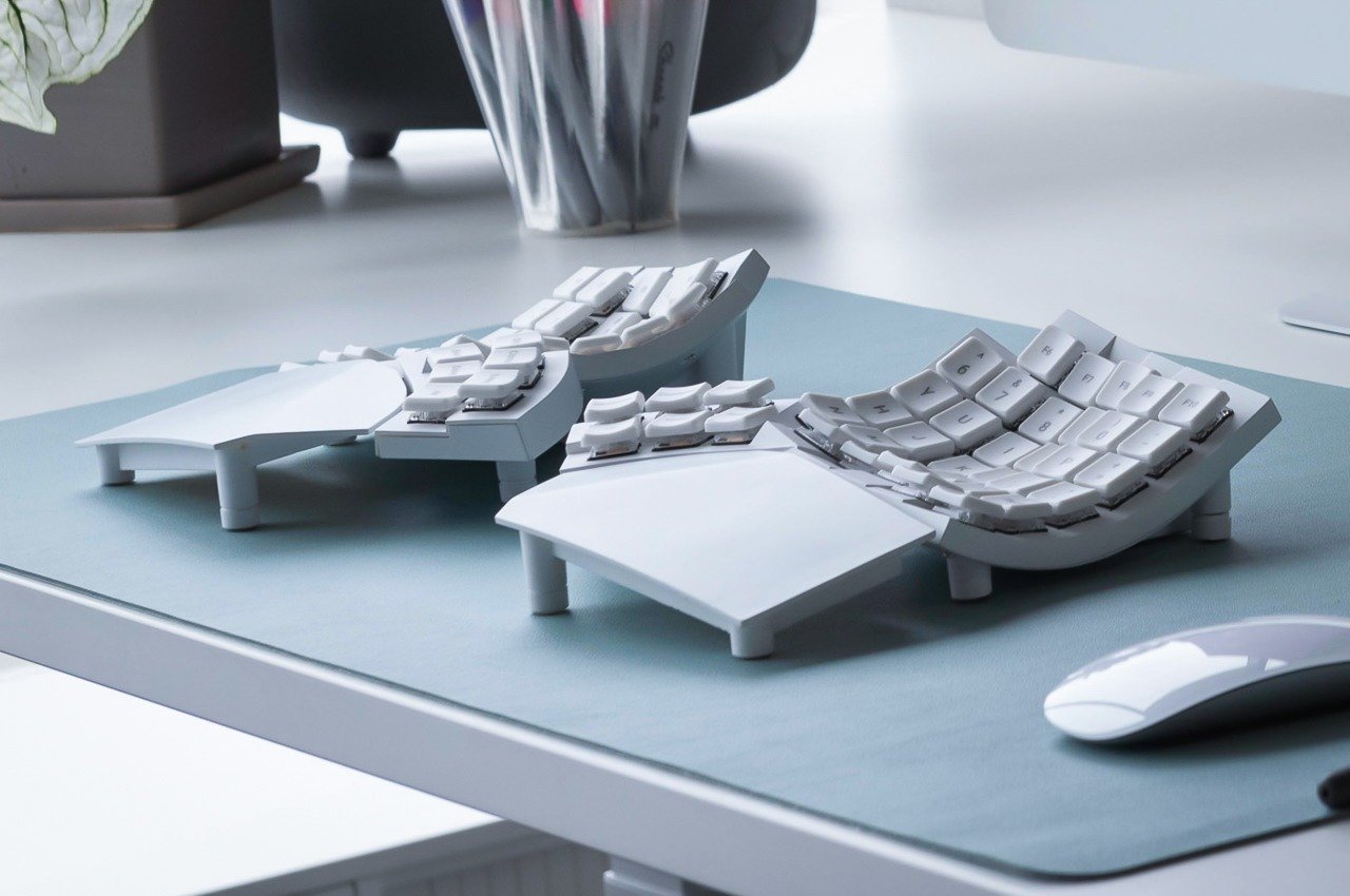 This $299 wireless keyboard is shaped like a pair of gloves to offer the best ergonomic layout