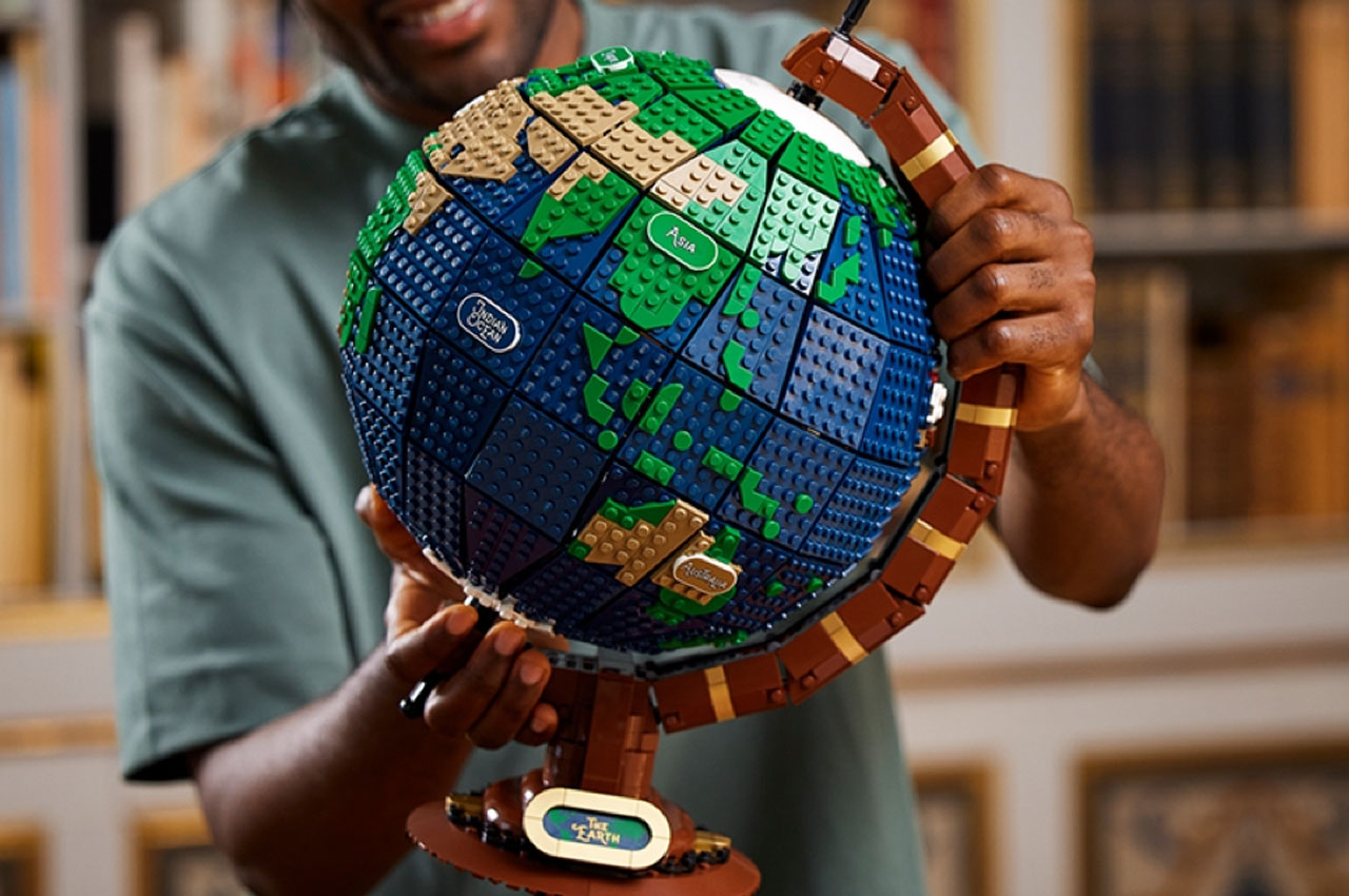 https://www.yankodesign.com/images/design_news/2022/01/lego-globe-spins-on-its-axis-like-the-real-thing-brings-travel-goals-closer-to-fruition/LEGO-The-Globe-6.jpg