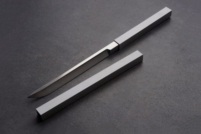 This beautiful handmade katana-style knife is an absolute masterclass in minimalism