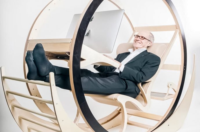 This highly ergonomic chair brings new level of comfort to your WFH regime