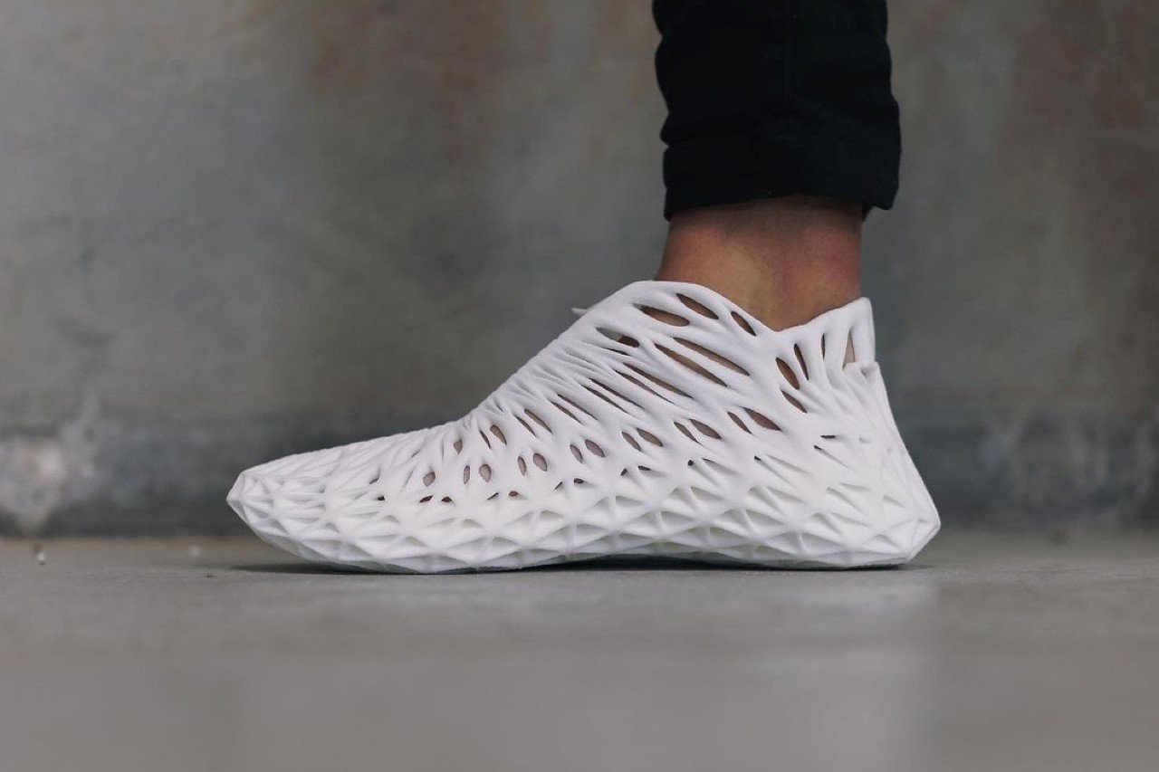 This parametric 3D printed sneaker is made entirely out of one single ...