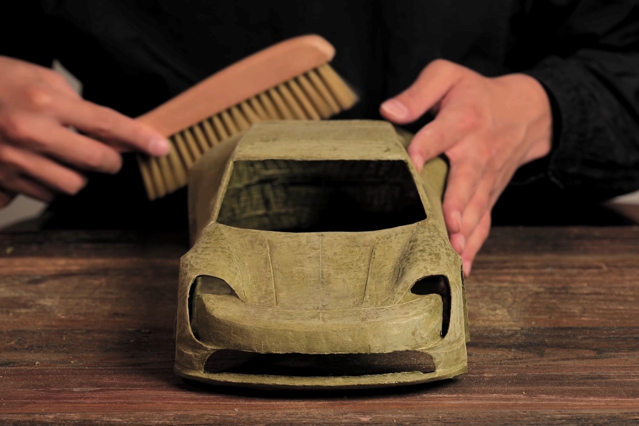 This Porsche Taycan scale-down model was constructed using a 3D Pen. Watch  how it was built! - Yanko Design