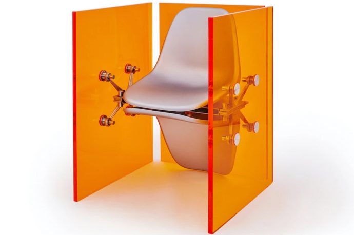 This collection of acrylic furniture aims to blur the boundary between public and private spaces