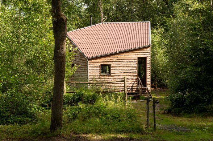 This tiny pentagonal home does things right by being portable, recyclable and biodegradable