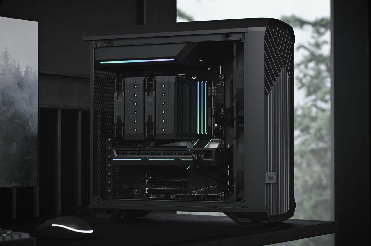 A compact PC chassis design built keep your cool without taking up much space - Yanko Design