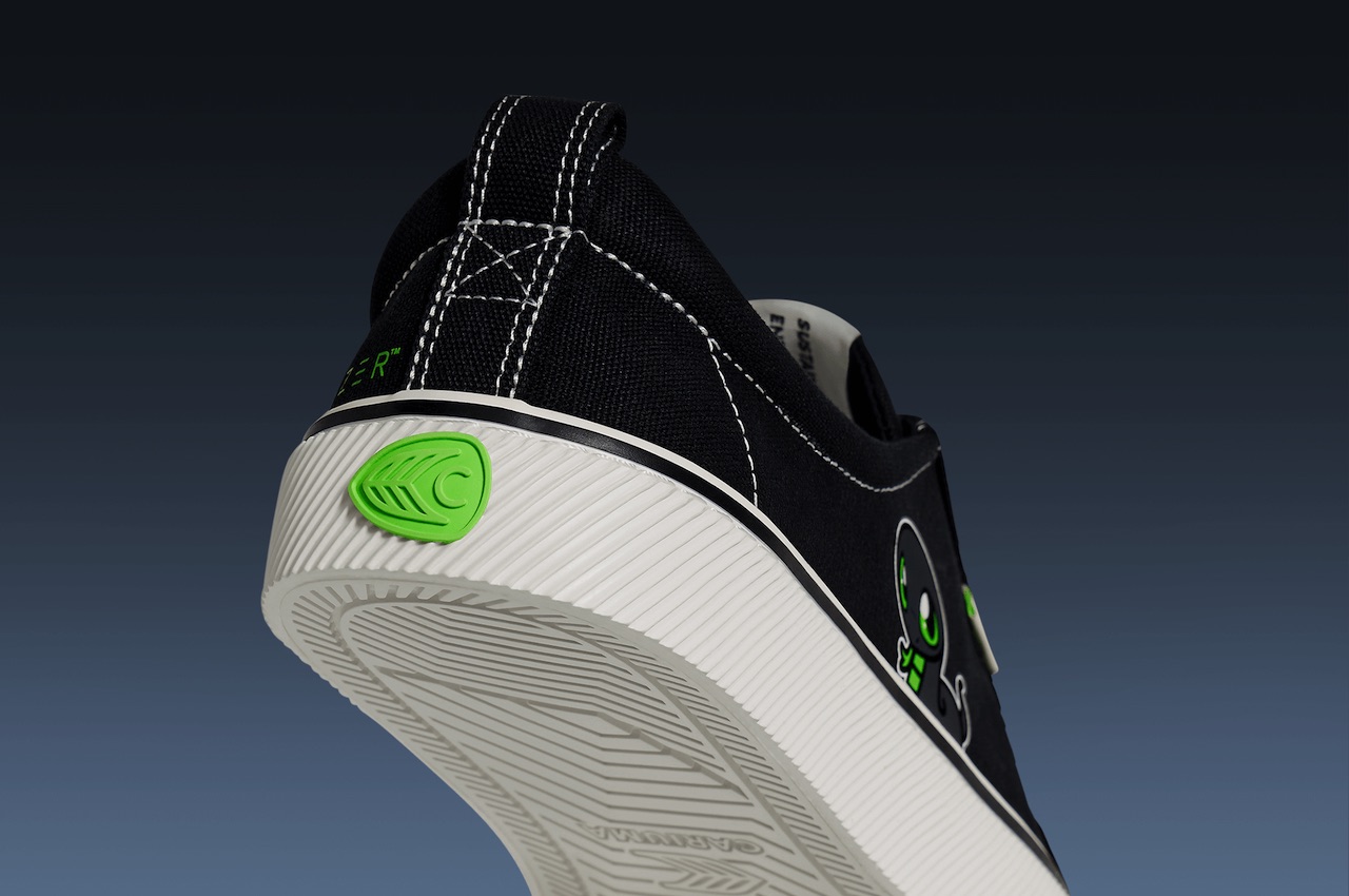 Razer Sneki Snek Cariuma Low White Sneaker Outsole