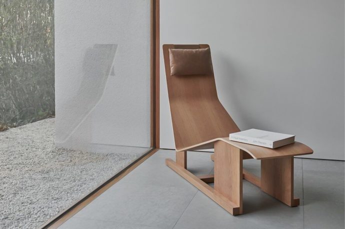 This ergonomic chaise longue chair is a piece of sustainable, slow furniture