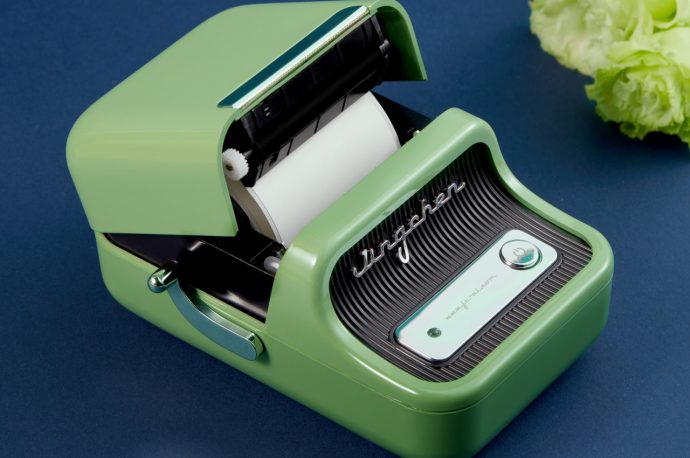 Niimbot B21 label printer gives off some classy vintage vibes
