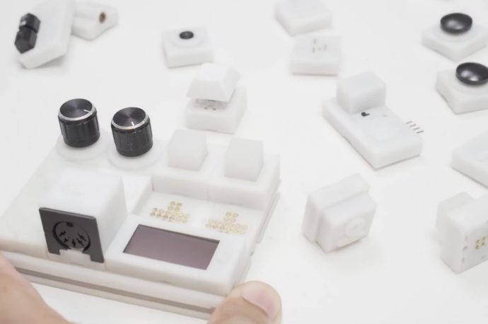 Pockit is a tiny modular computer that’s not only cute but also useful