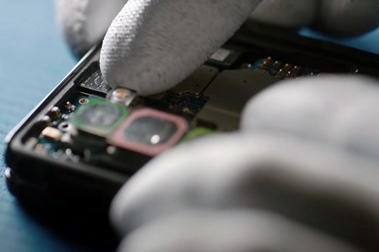 #Samsung self-repair program is a bold step toward smartphone sustainability