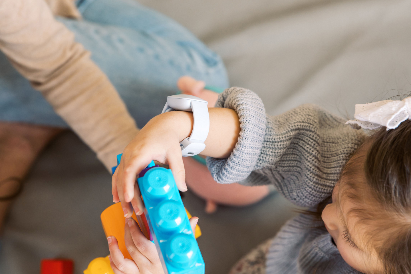 #This wearable for toddlers keeps them safe by letting their parents track their health and location