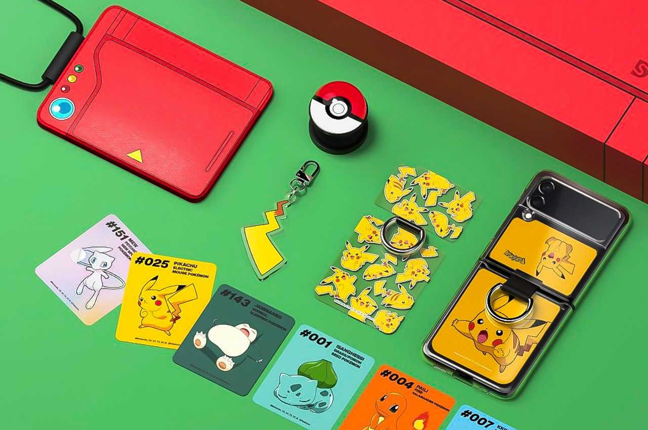 https://www.yankodesign.com/images/design_news/2022/04/samsung-galaxy-z-flip-3-pokemon-edition-and-collectible-accessories-launched/Samsung-galaxy-Z-Flip-3-pokemon-3.jpg