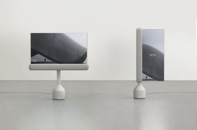 Totem Rollable Display with Soundbar