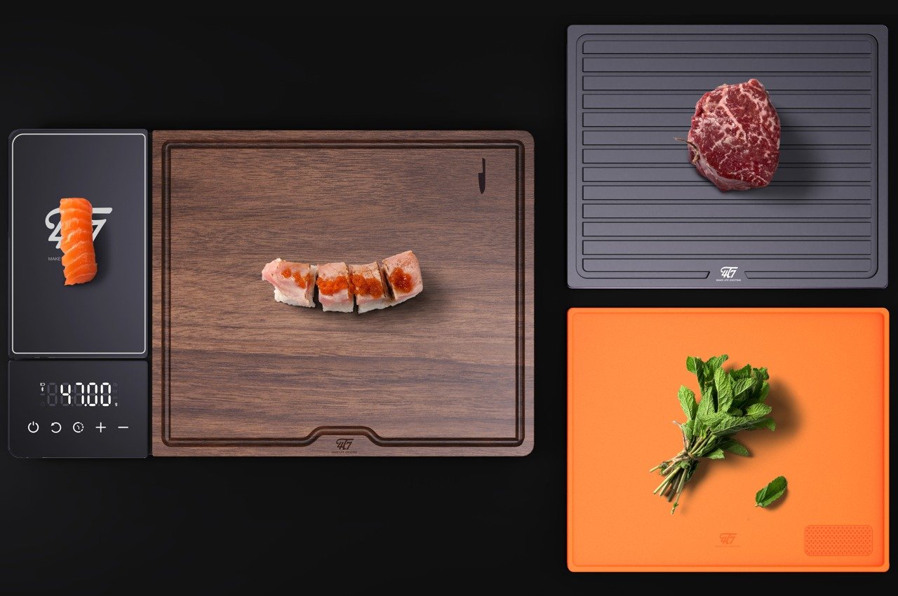 #Smart chopping board with a built-in calorie counter and kitchen timer makes healthy meal prep easy