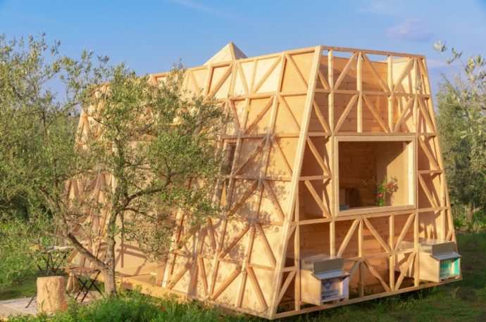 Air Bee & Bee lets you live in a cabin safely surrounded with bees