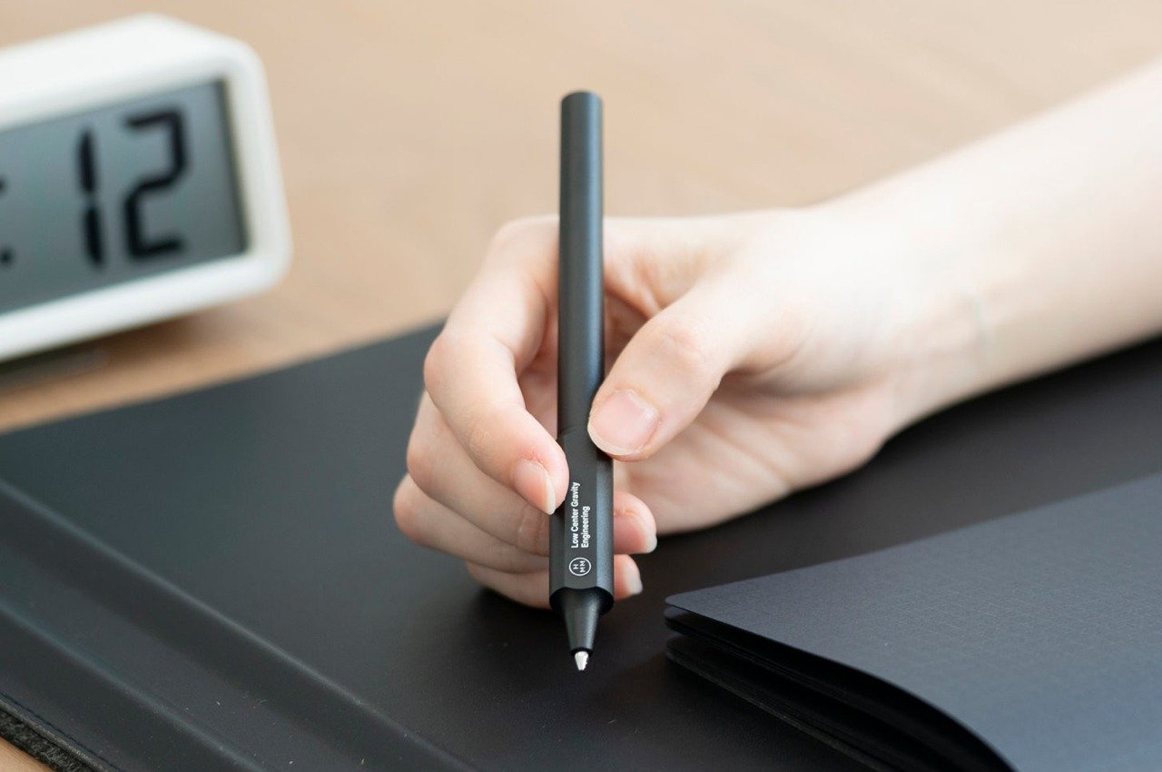#This revolutionary ergonomic pen with a ‘low centre of gravity’ uses basic physics to provide the ultimate writing comfort