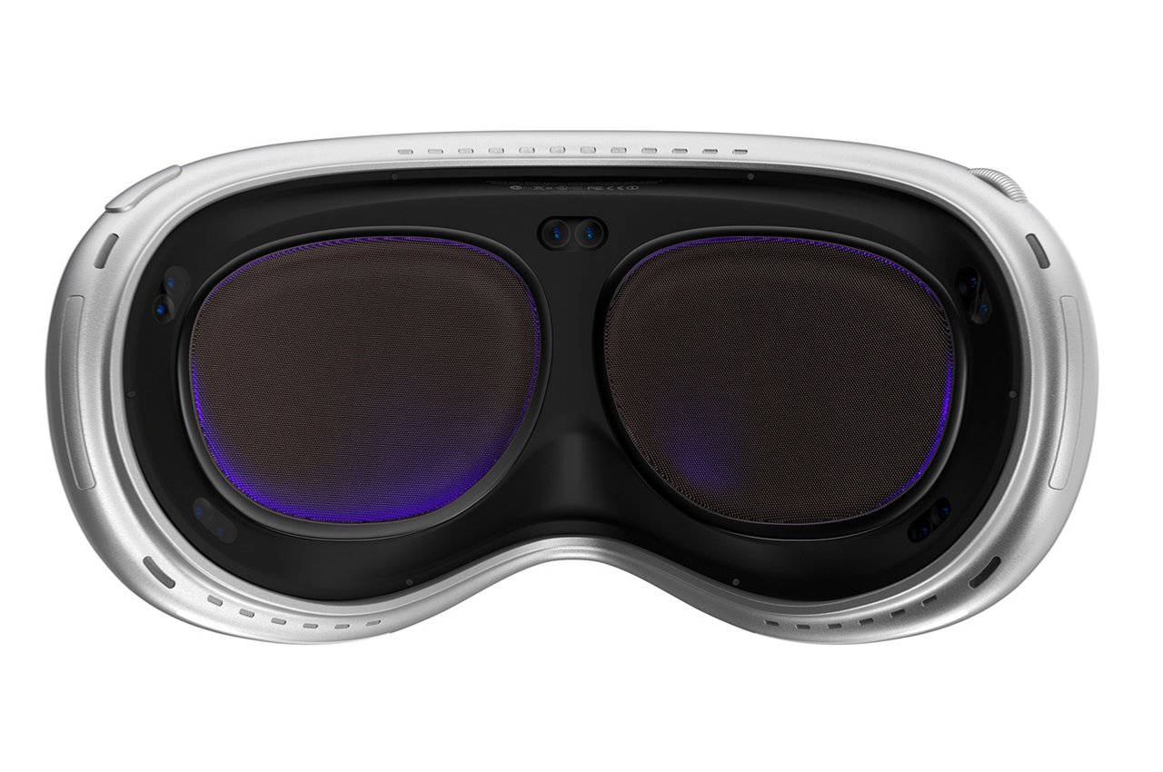 The MacRumors Show: Product Designer Marcus Kane Envisions What Apple's  AR/VR Headset Could Look Like - MacRumors