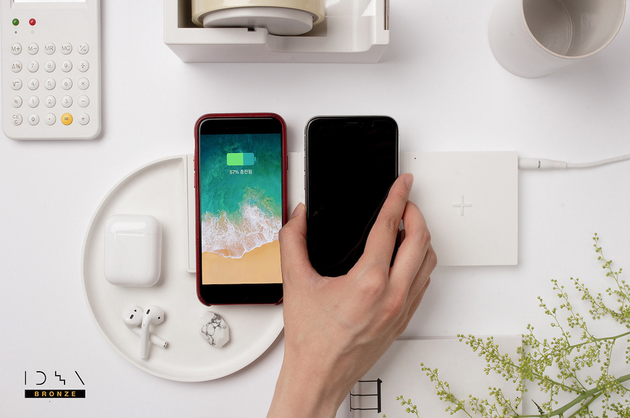 Mobile Island Modular Wireless Charger Features