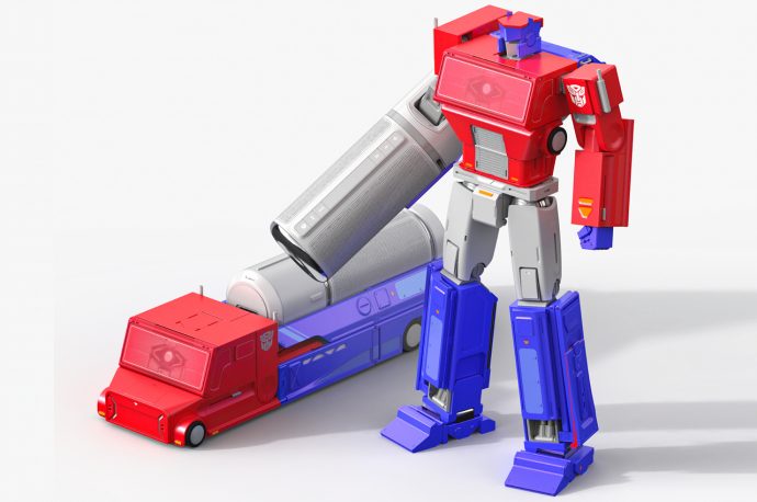 Optimus Prime Bluetooth speaker is the real deal – it transforms and plays music in robot or truck mode