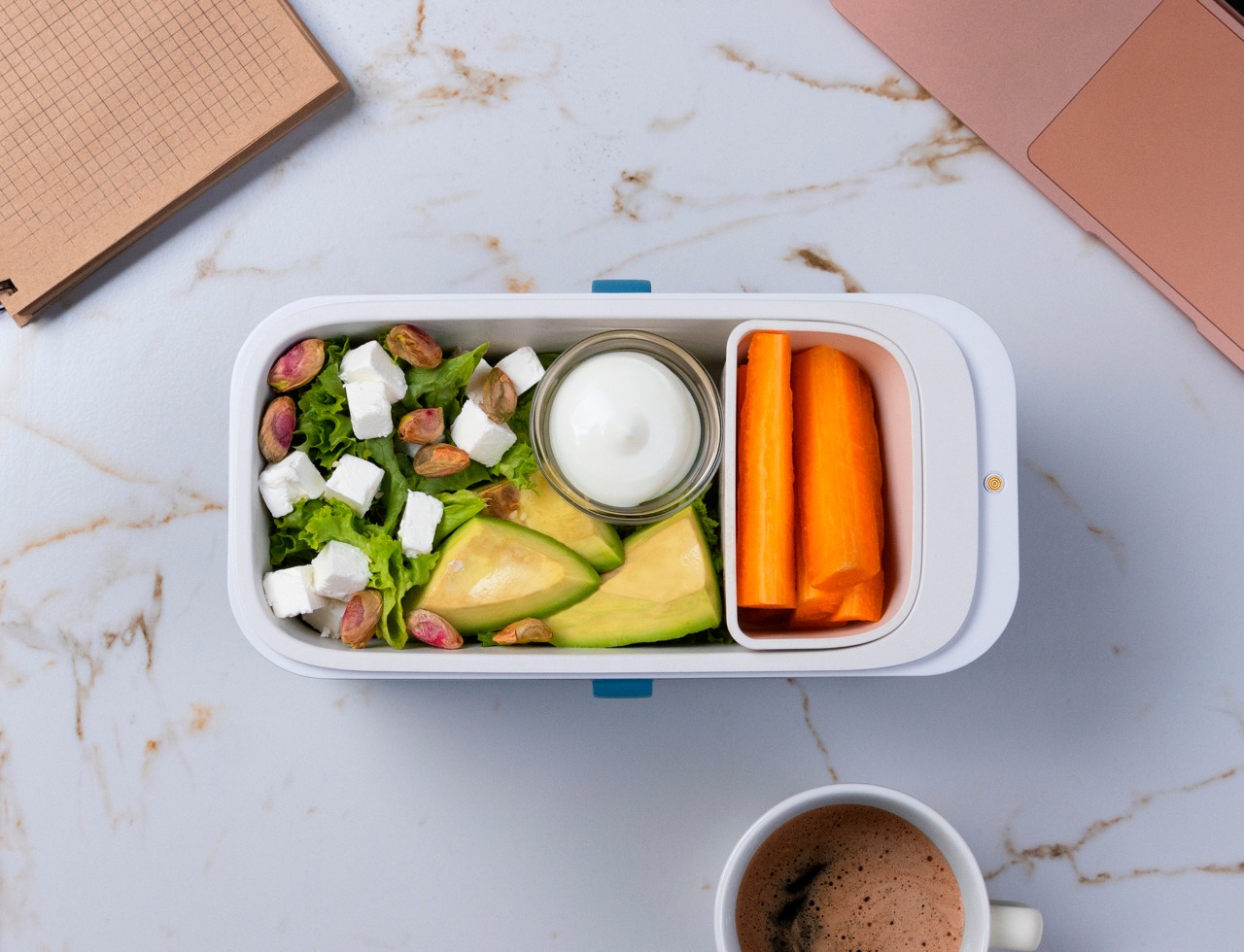 The Lunchbox That Uses Solar Power To Keep Your Food Warm Or Cold