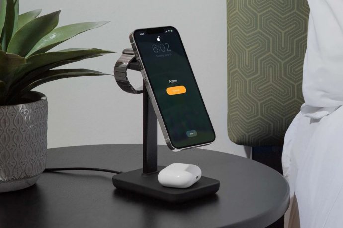 This minimalist 3-in-1 MagSafe charger seems to defy the laws of physics