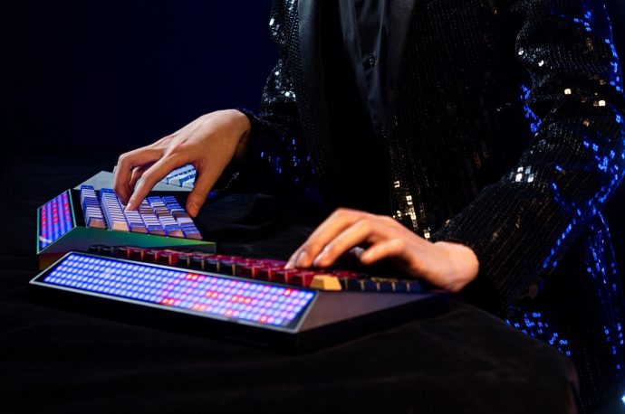 Cyberboard R2 looks more like a Daft Punk DJ deck than a keyboard