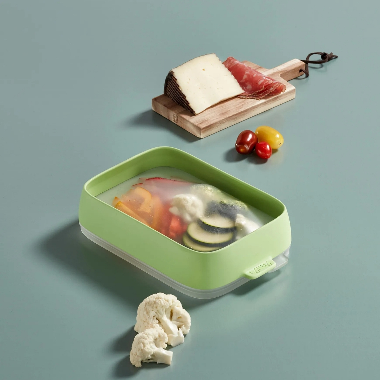 Reusable Seal Tray helps keep veggies fresh and reduce single-use plastic -  Yanko Design