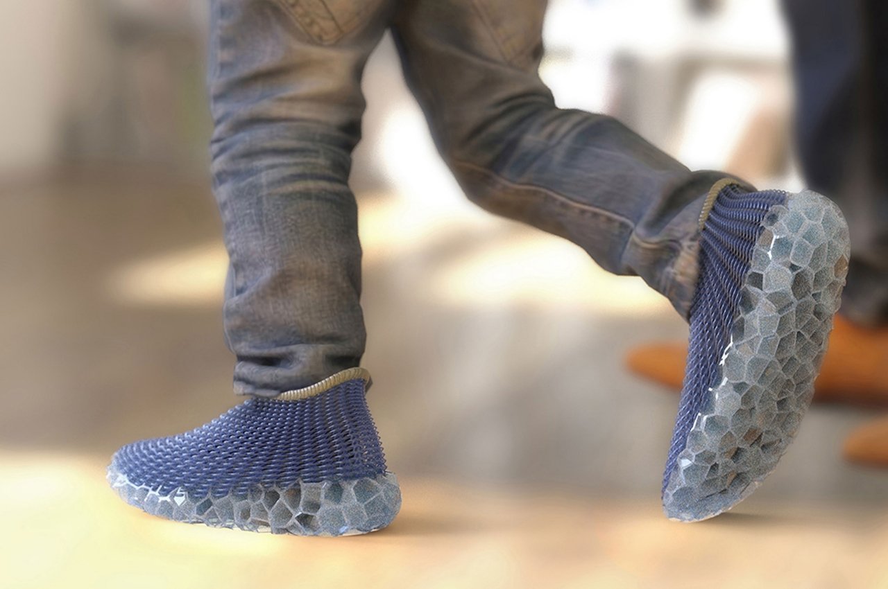 These shoes use 3D printed fabric to make sure kids’ feet grow properly