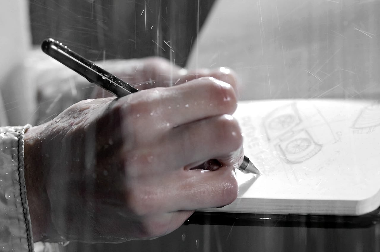 #This Inkless Pen and Plant-free paper are designed to let you write forever