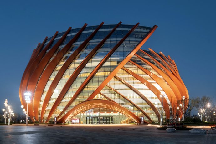 Located near the sea, this conch shell-inspired theater is an instant city landmark