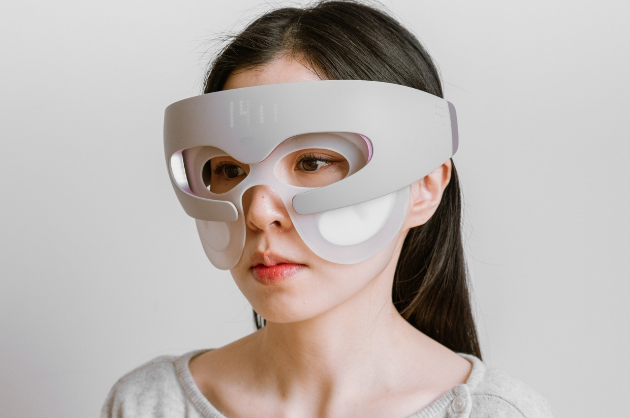 #Micro-LED mask gives skincare boost while you multi task at home