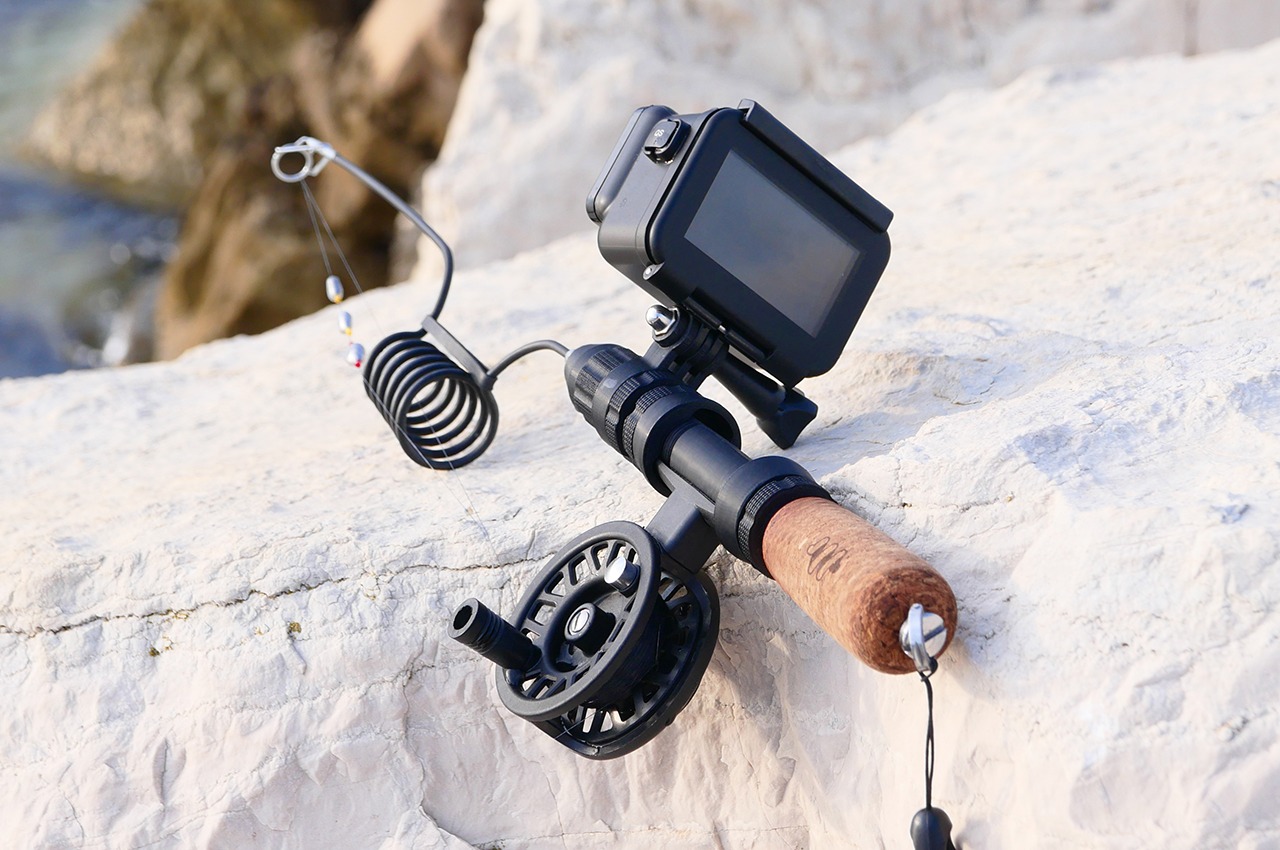 Stramme Synslinie mode Fishing rod with a GoPro mount lets you capture your high-adrenaline trophy  catch on video - Yanko Design
