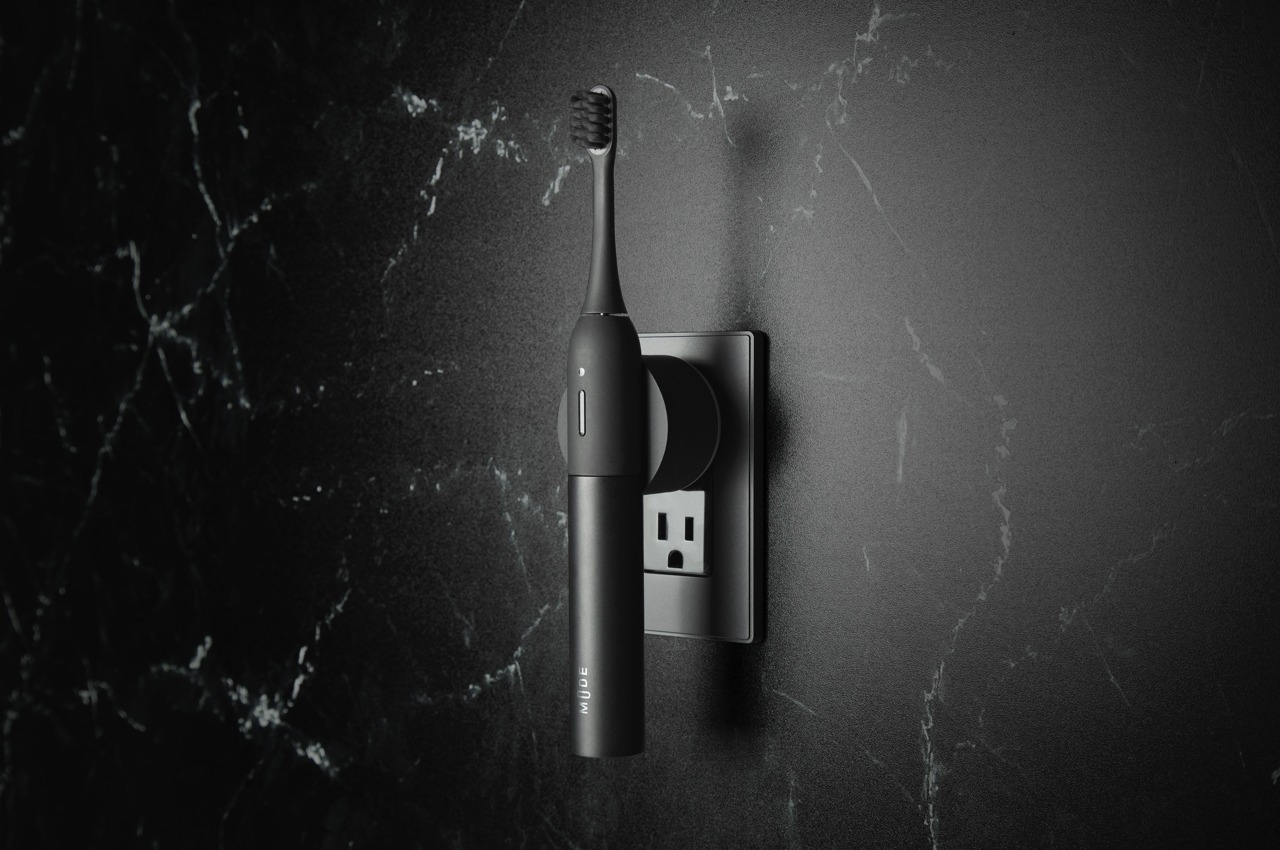 #This sleek electric toothbrush uses a MagSafe-inspired magnetic wireless charging dock