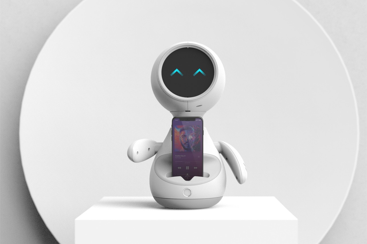 #This cute robot is the perfect dock for your faithful smartphone companion