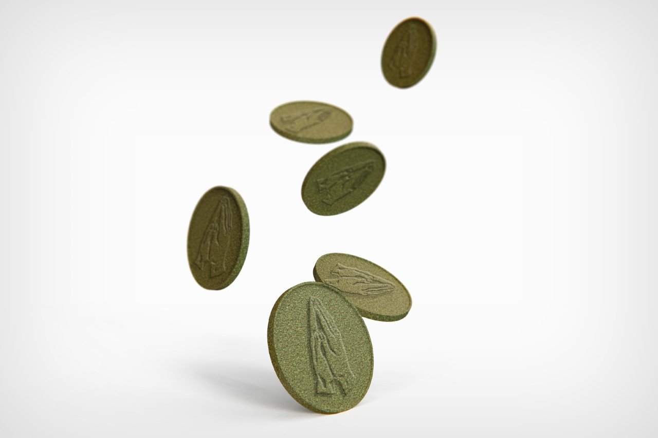 Ever wondered what happens to the coins you throw in wishing wells? This ‘Algae coin’ has answers