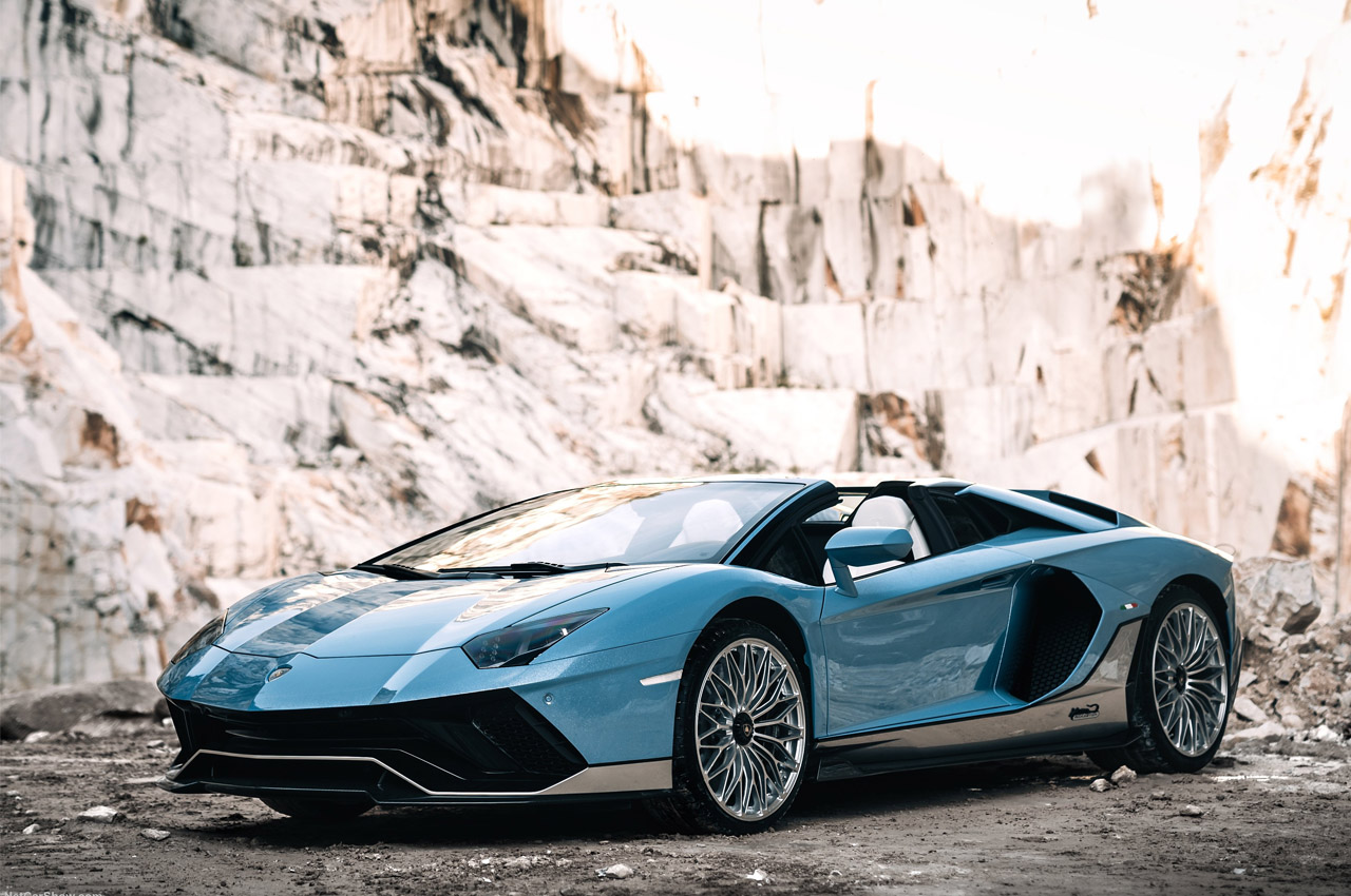 #Final Lamborghini Aventador roadster is a tribute to the legacy of V12 powered Miura