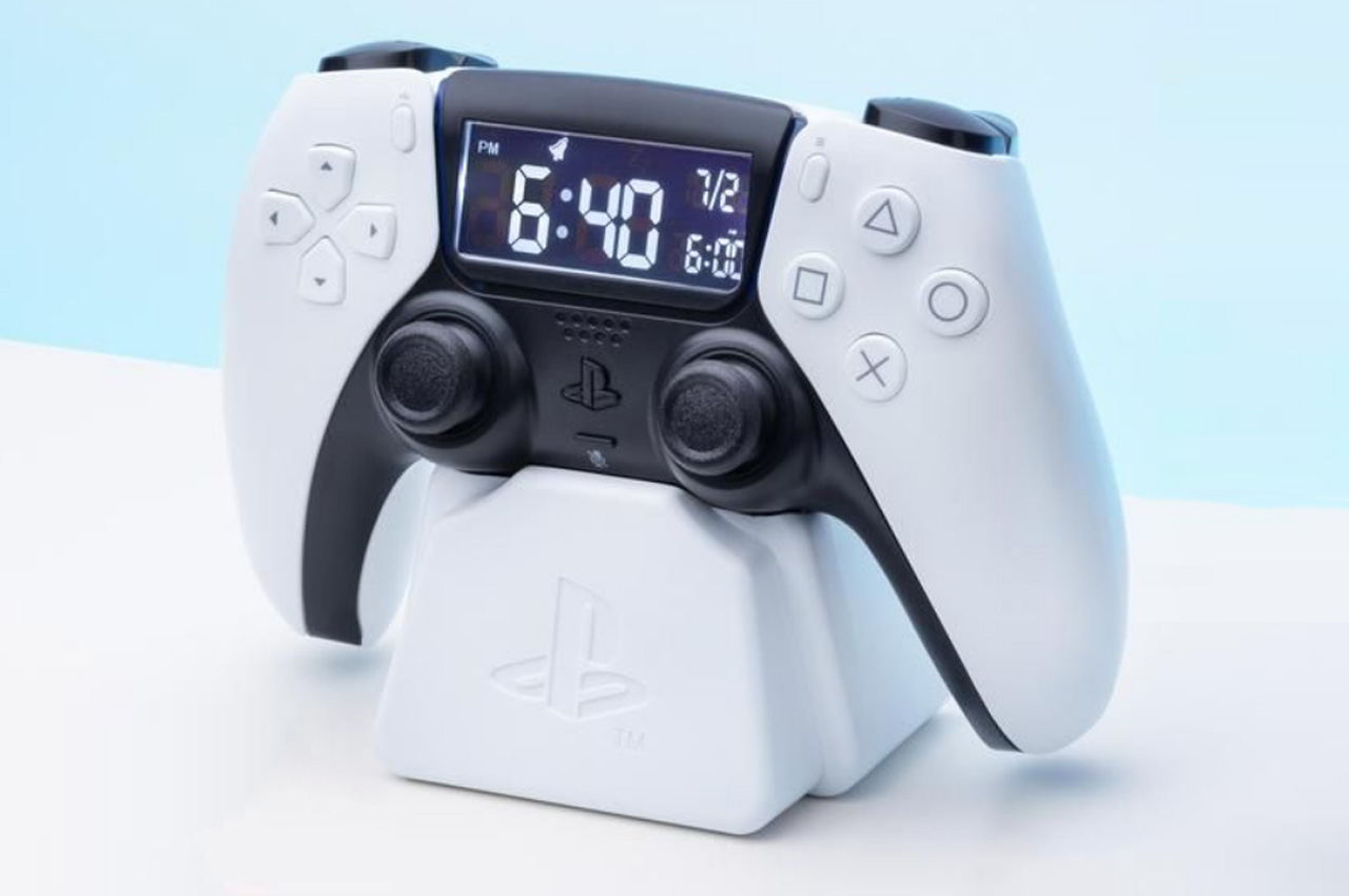 #Gaming aside: PlayStation 5 Controller Alarm Clock lets you set time, day, date from the D-pad