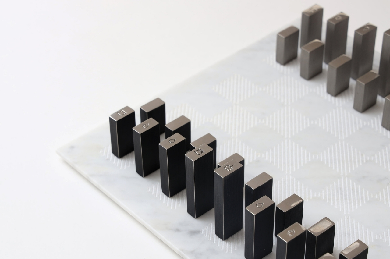 2 chess sets with a minimalistic and alluring twist - DesignWanted :  DesignWanted