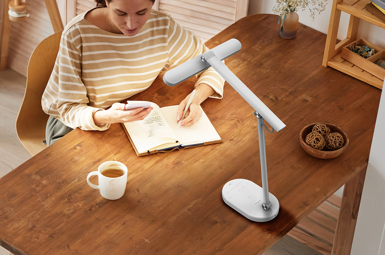 MOMAX LED Desk Lamps bring light and beauty any time of the day
