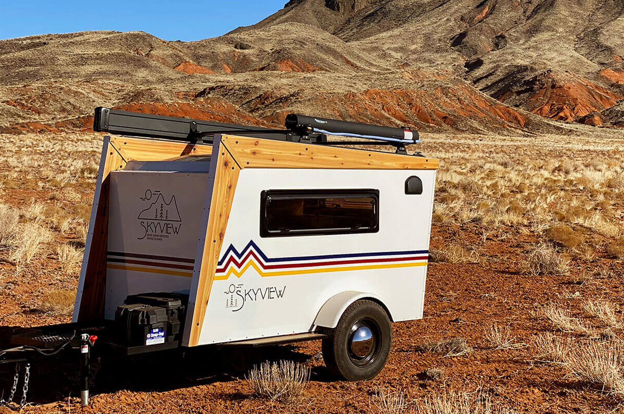 The artistic SkyView Camper has a fling with mid-century modern architecture style