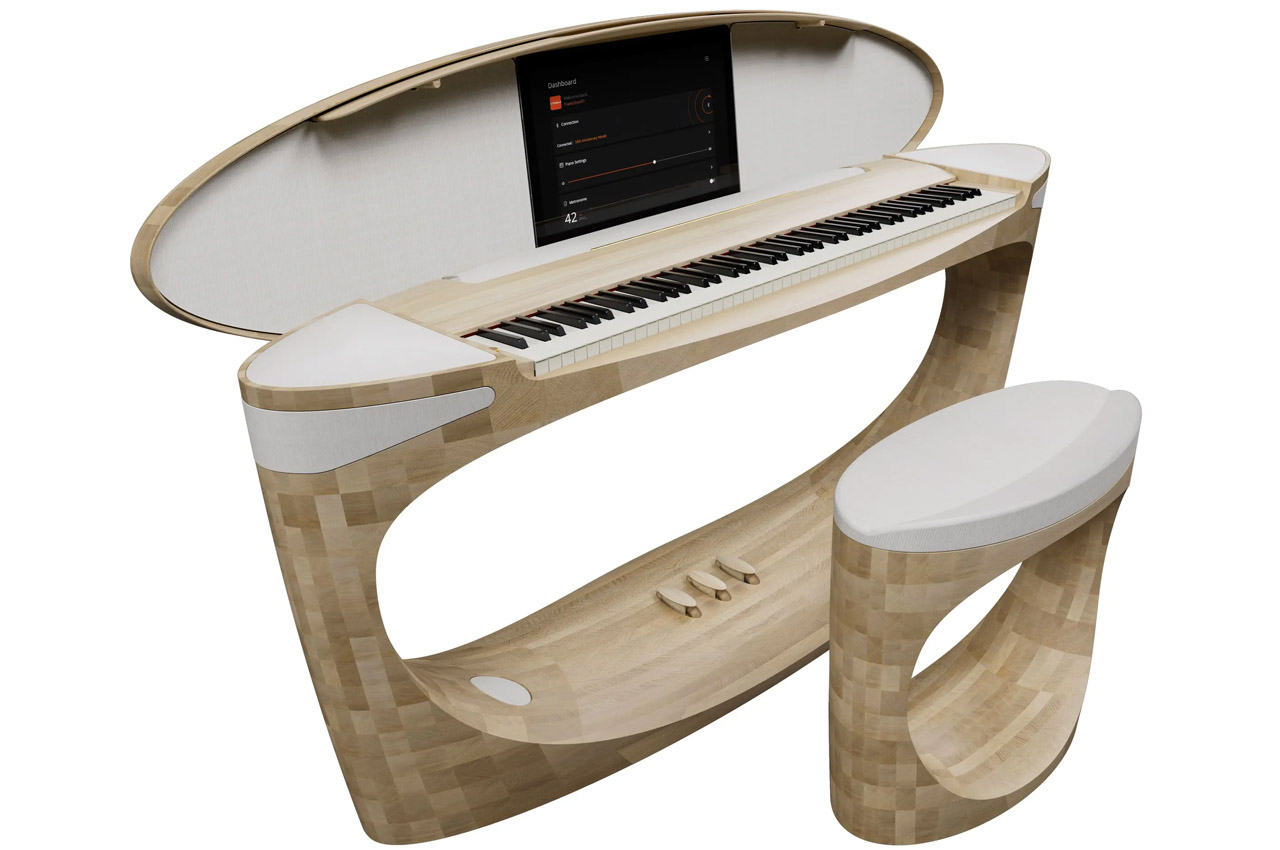 #This classy Roland wooden piano has equal dose of modern tech