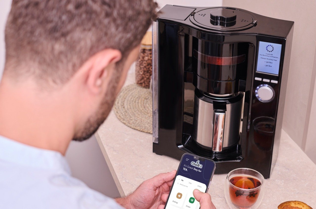 ChaiBot Smart Tea Machine with self-cleaning mode and app is crowdfunding -   News