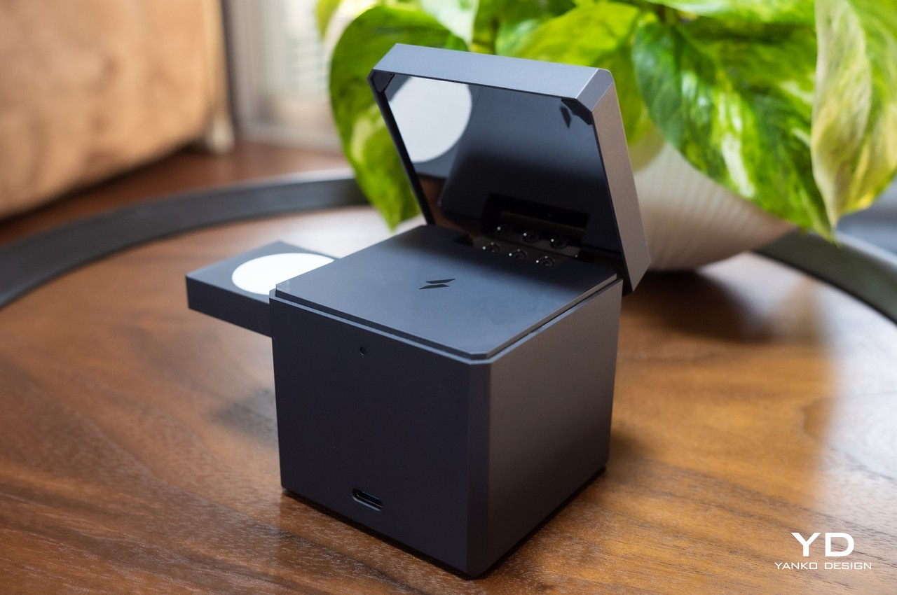 Anker 3-in-1 Cube with MagSafe Charging Station Review: A Cute Travel Partner for Apple Fans