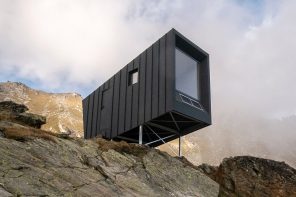 This tiny hikers’ cabin is perched above the Italian Alpine Valley
