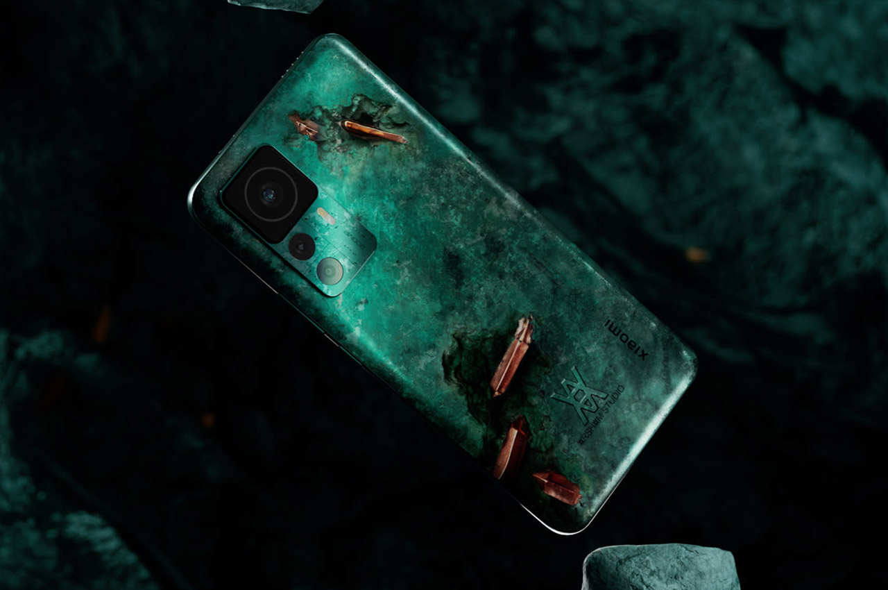 Daniel Arsham's Limited Edition Xiaomi 12T Pro impresses with bronze  crystals and eroded green patina - Yanko Design