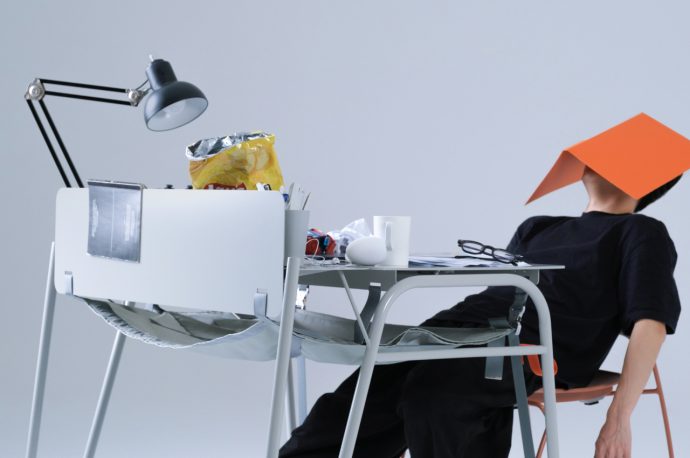 Flip is a desk that offers a lazy way to tidy up in a flash
