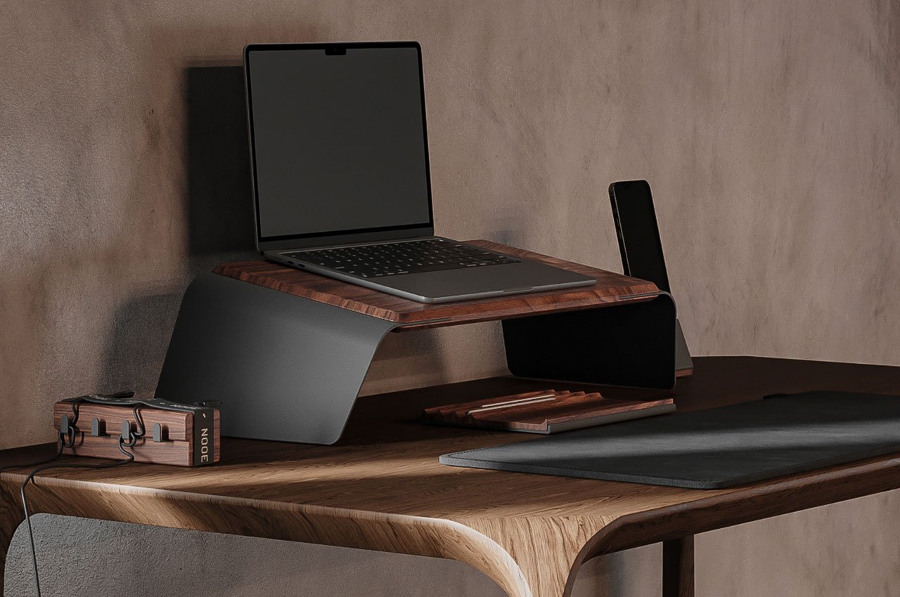 Top 10 Desk accessories gift guide designed to maximise the